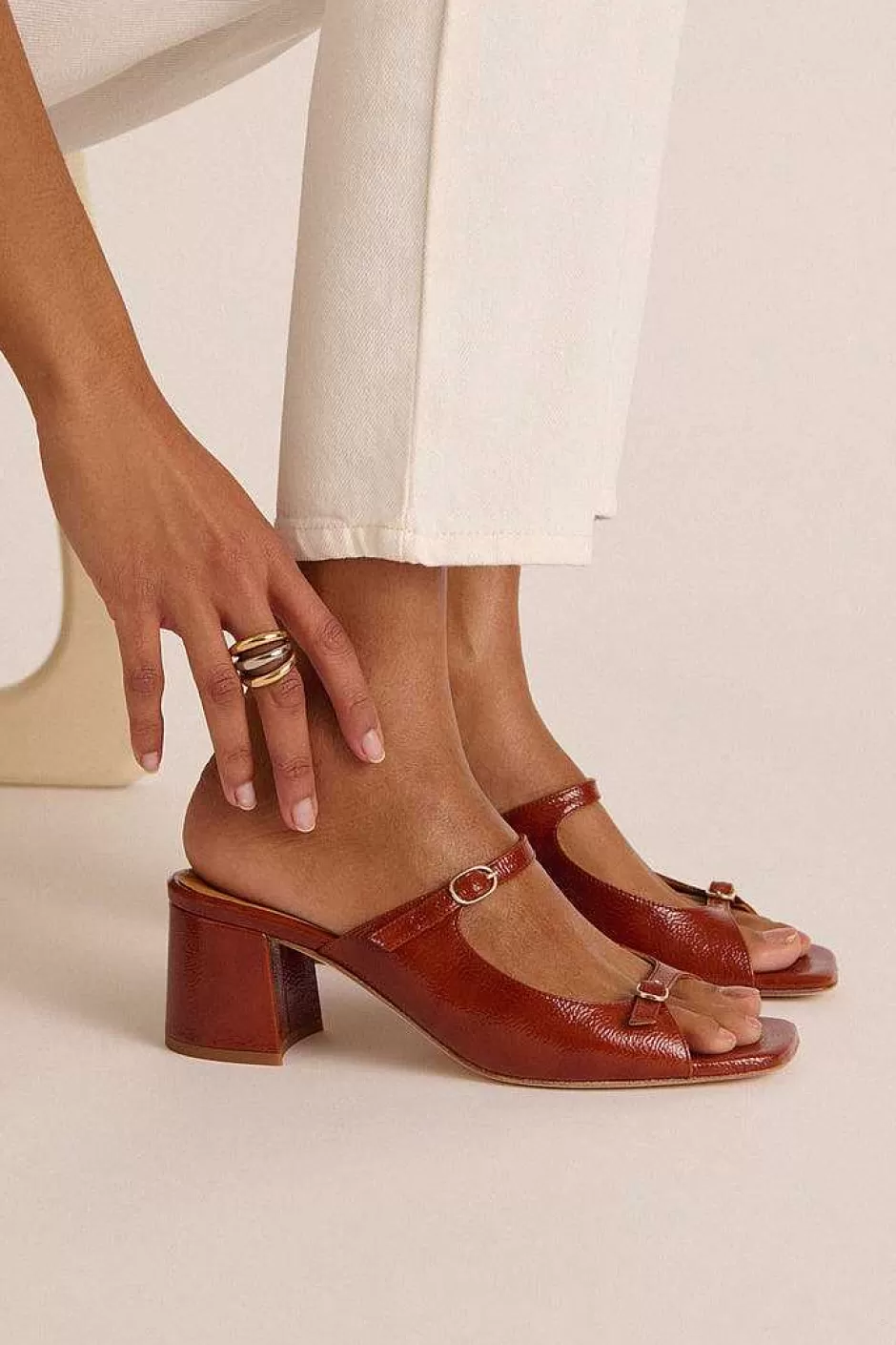 Balzac Mules Joane Vernis Froisse Cognac^Femme Babies, Sandales Et Escarpins